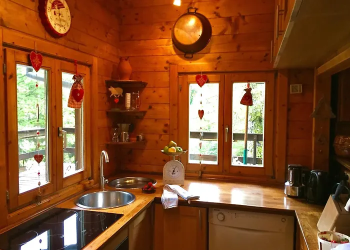 Near Bitche With Private Sauna Chalet *