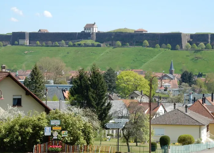 Near Bitche With Private Sauna Шале *